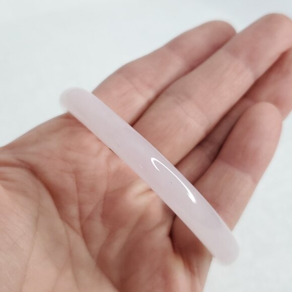 Estate Jewelry - Glass Bangle Bracelet Light Pink 5/16" 7 1/4"